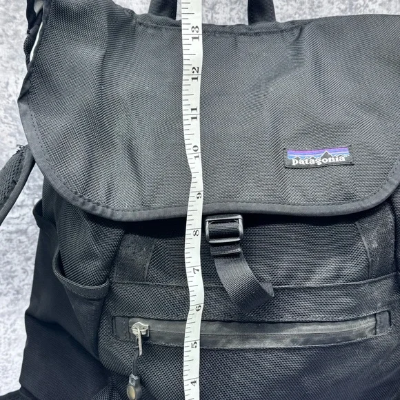 Patagonia® 
Vertical Mass bag - Picture 8 of 10